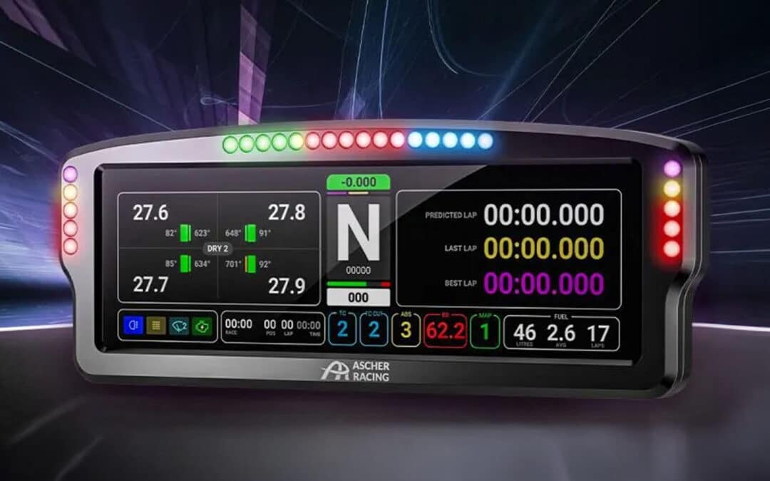 Ascher Racing presenta il cruscotto AR8: schermo XXL da 8 pollici